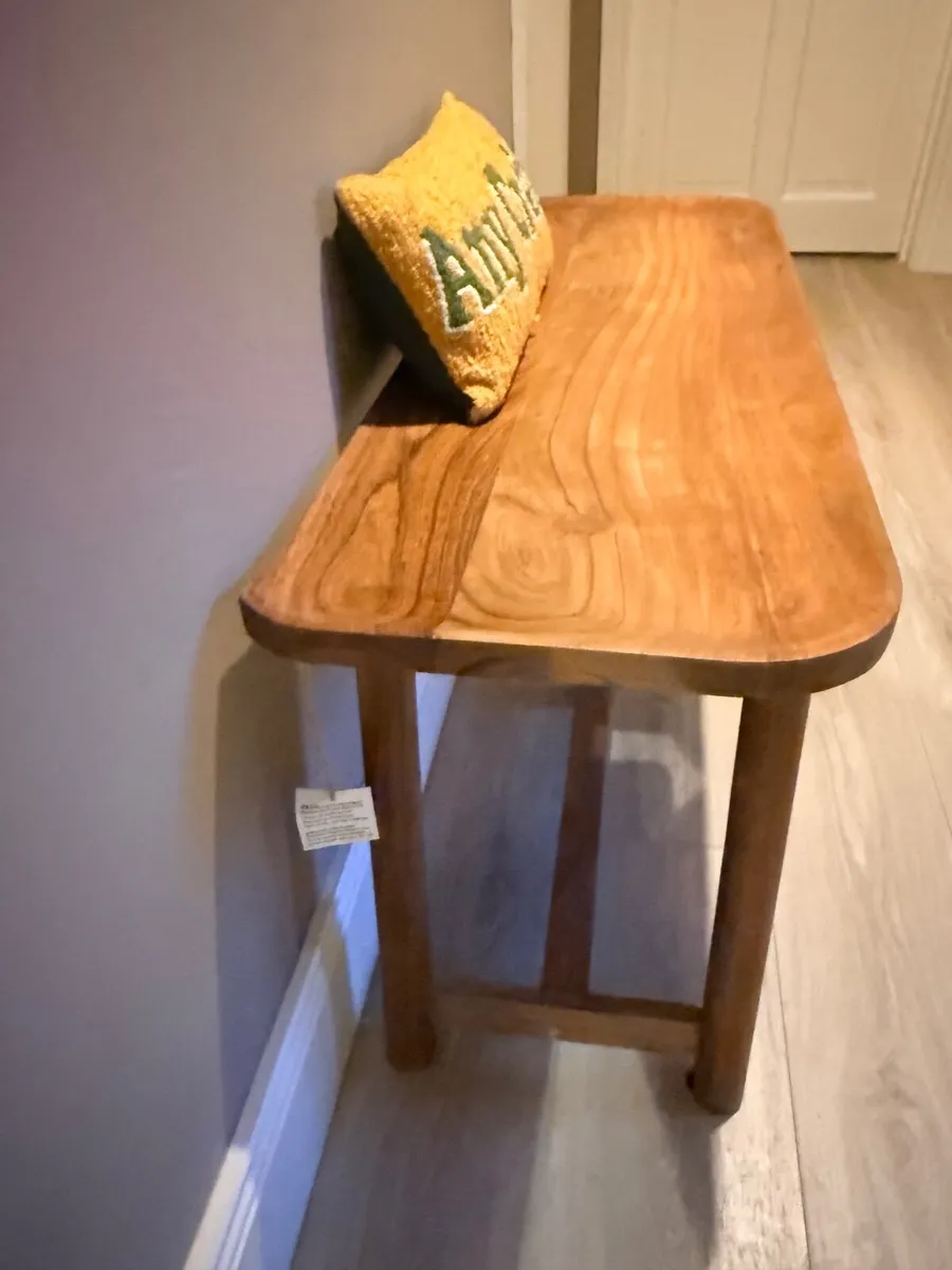 Bench - Image 1