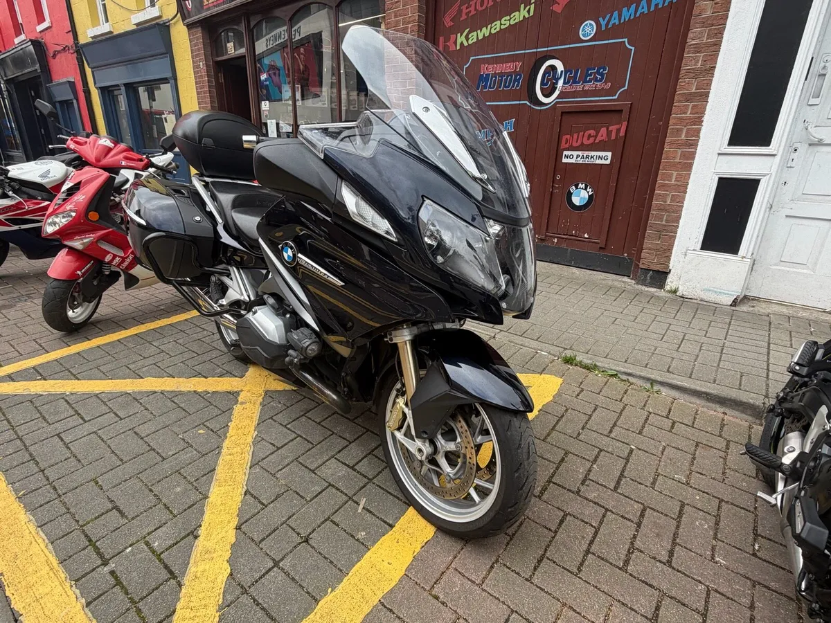 2018 BMW R1200RT TE - Image 2