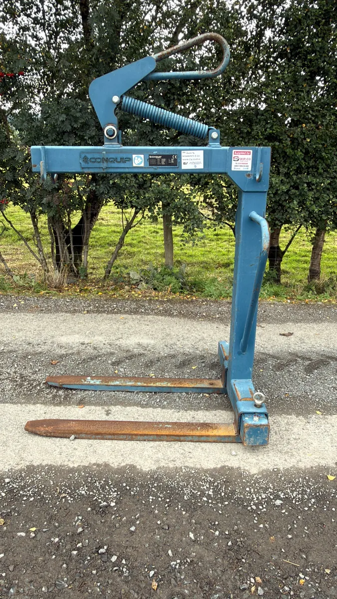 Conquip Crane Forks c/w Safety Net - Image 1