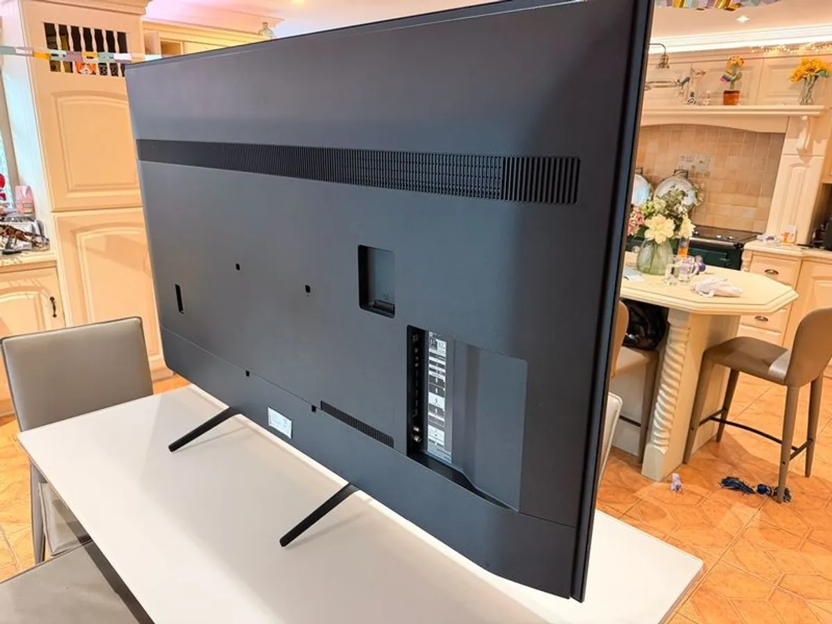 Sony Bravia 75 inch Tv - Image 3