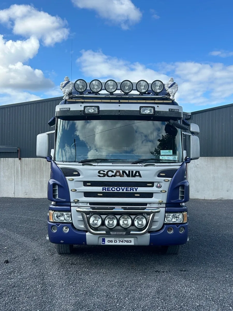 Scania Recovery Truck - Image 2