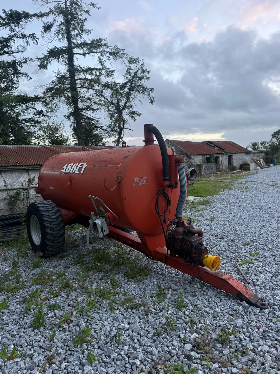 Spotless 1100 gallon abbey tanker - Image 3