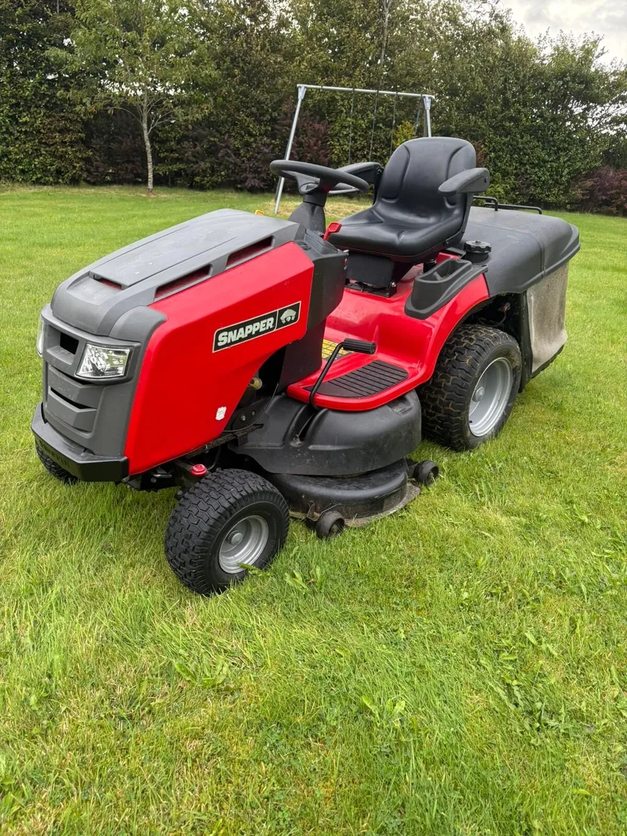 Ride on Lawnmower - Image 2
