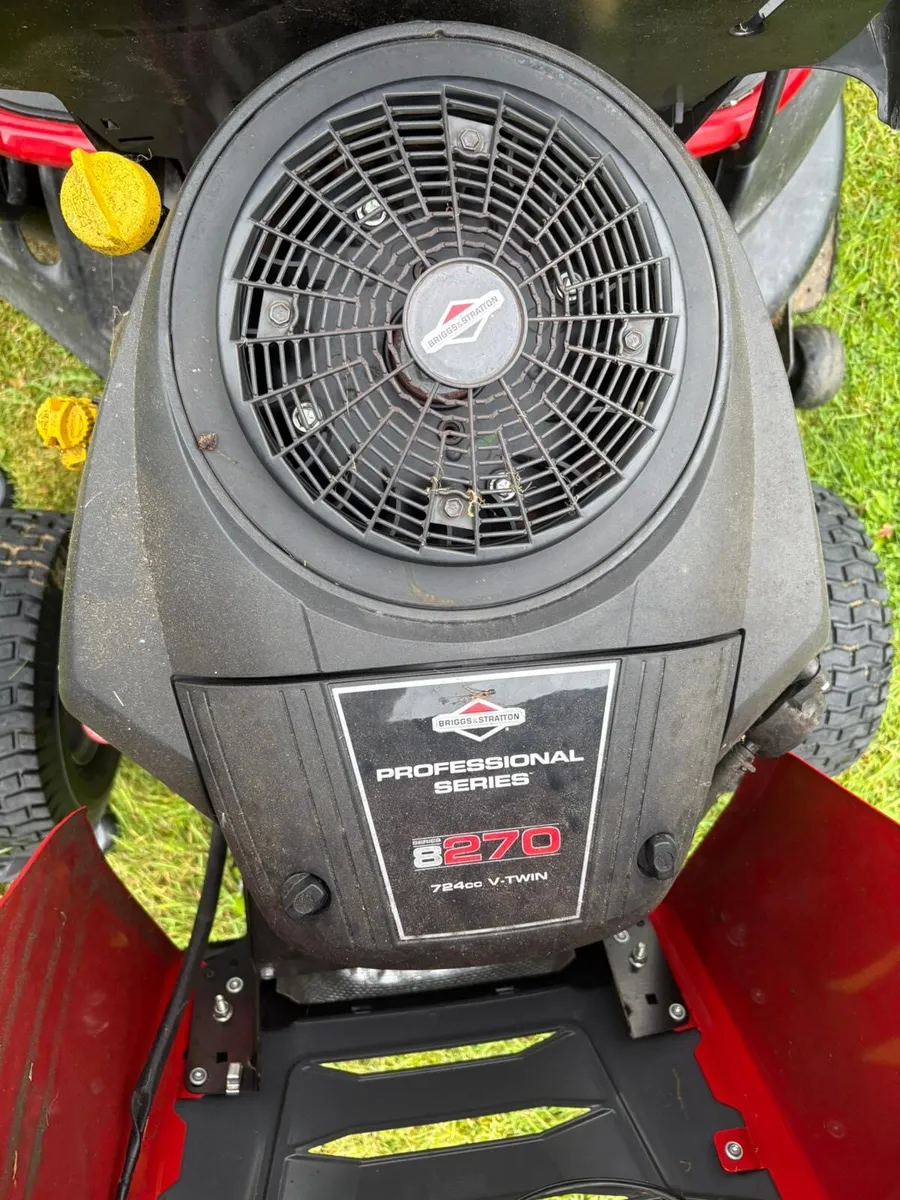 Ride on Lawnmower - Image 3