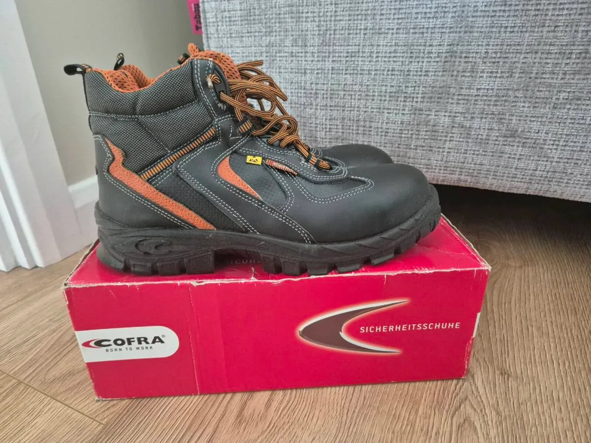 Cofra Safety Boots, size 44 - Image 1