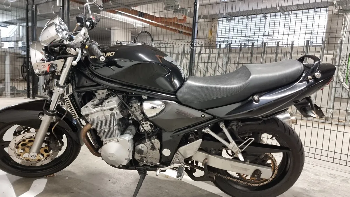 Suzuki bandit 600 - Image 1