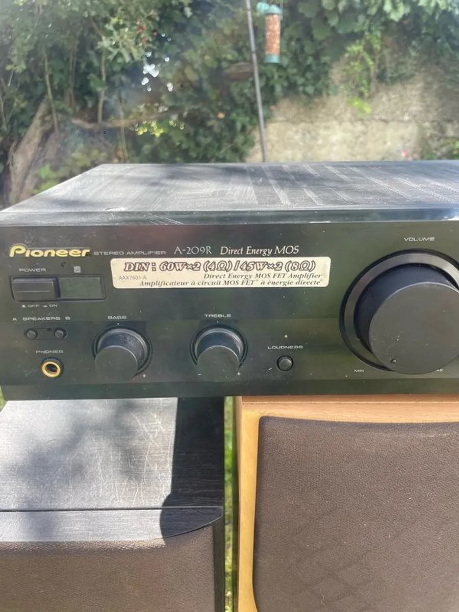 Pioneer amplifier and Yamaha amplifier + mix of speakers - Image 2