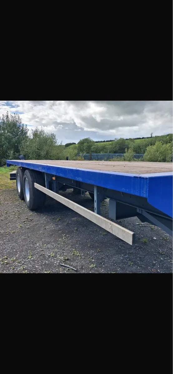 26ft flat trailer - Image 1