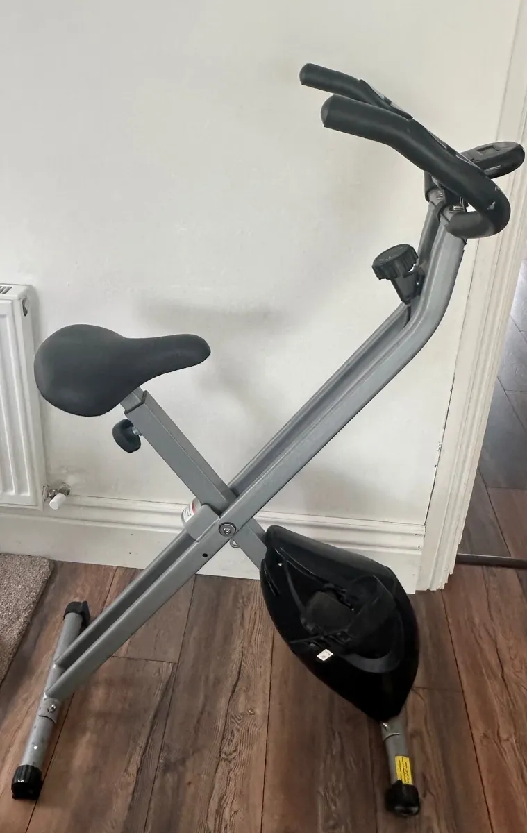 Exercise bike - Image 2