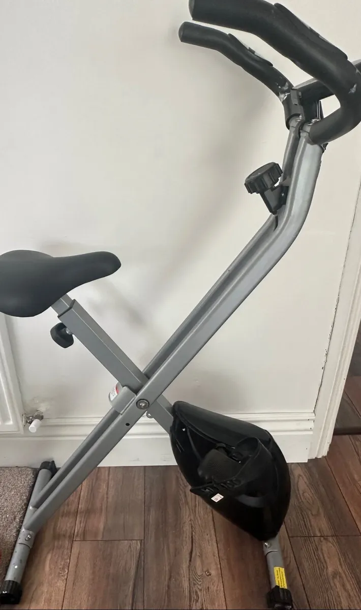 Exercise bike - Image 3
