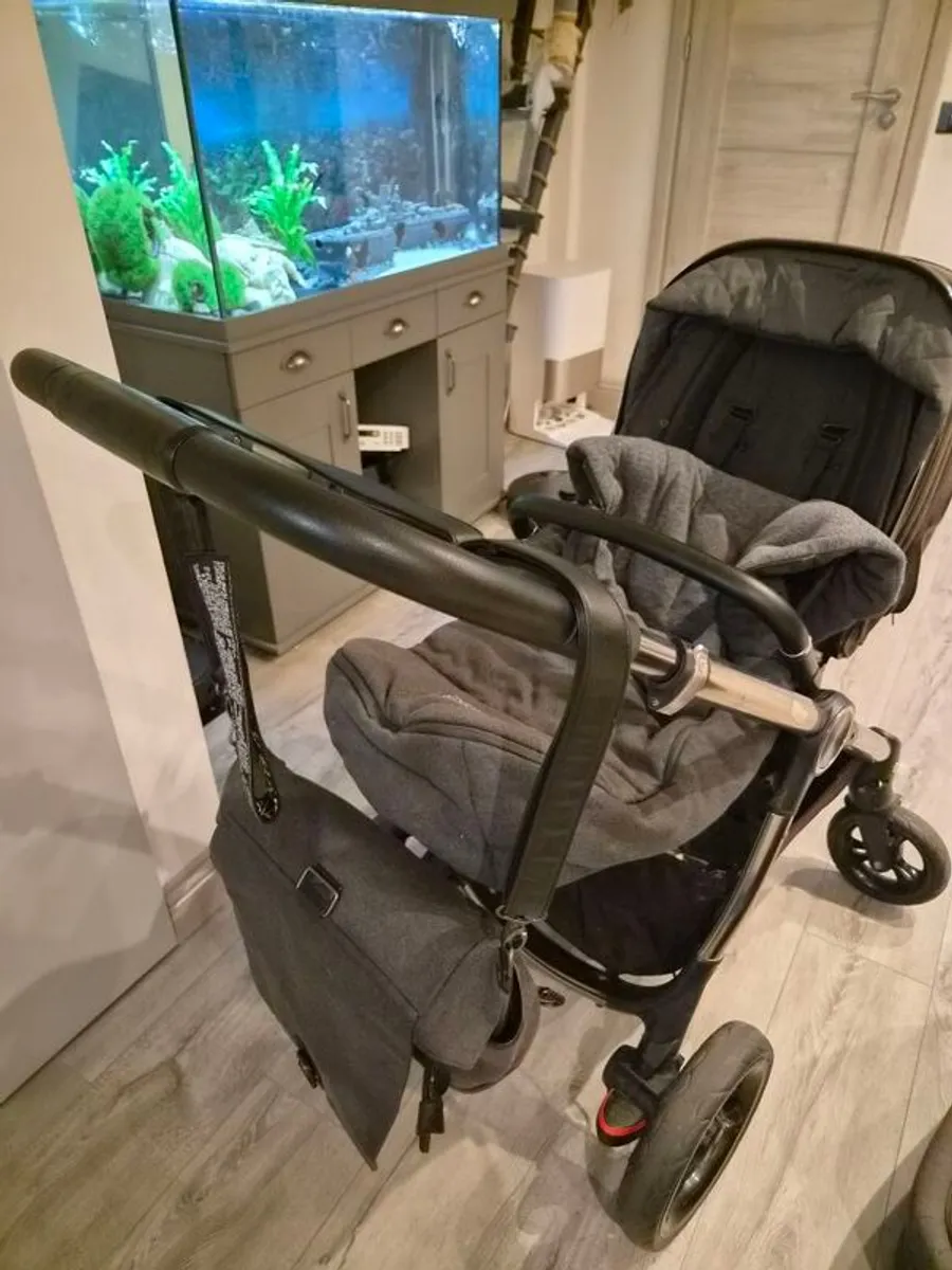 Mamas And Papas ocaro travel system 3 in 1 - Image 4