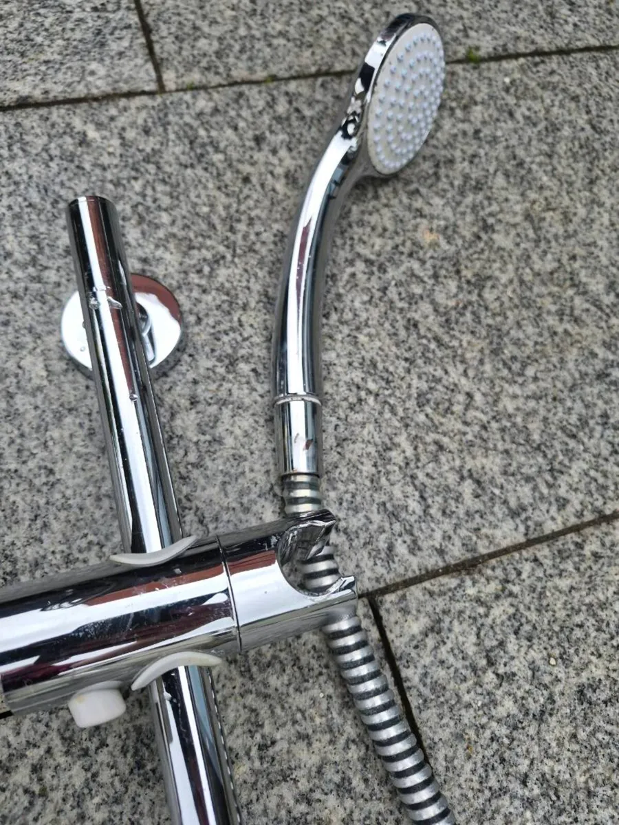 Bathroom - Image 4