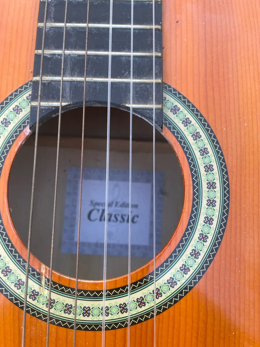 2X acoustic guitars - Image 3