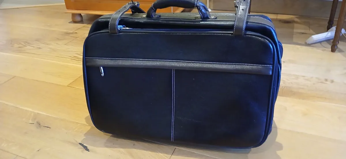 Travel case - Image 4