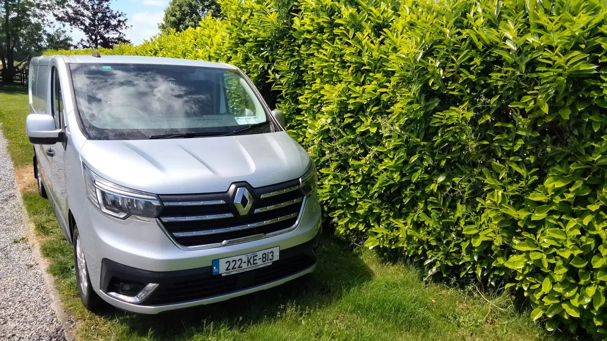 222 Renault Trafic LWB 150 Auto Sport - Image 2