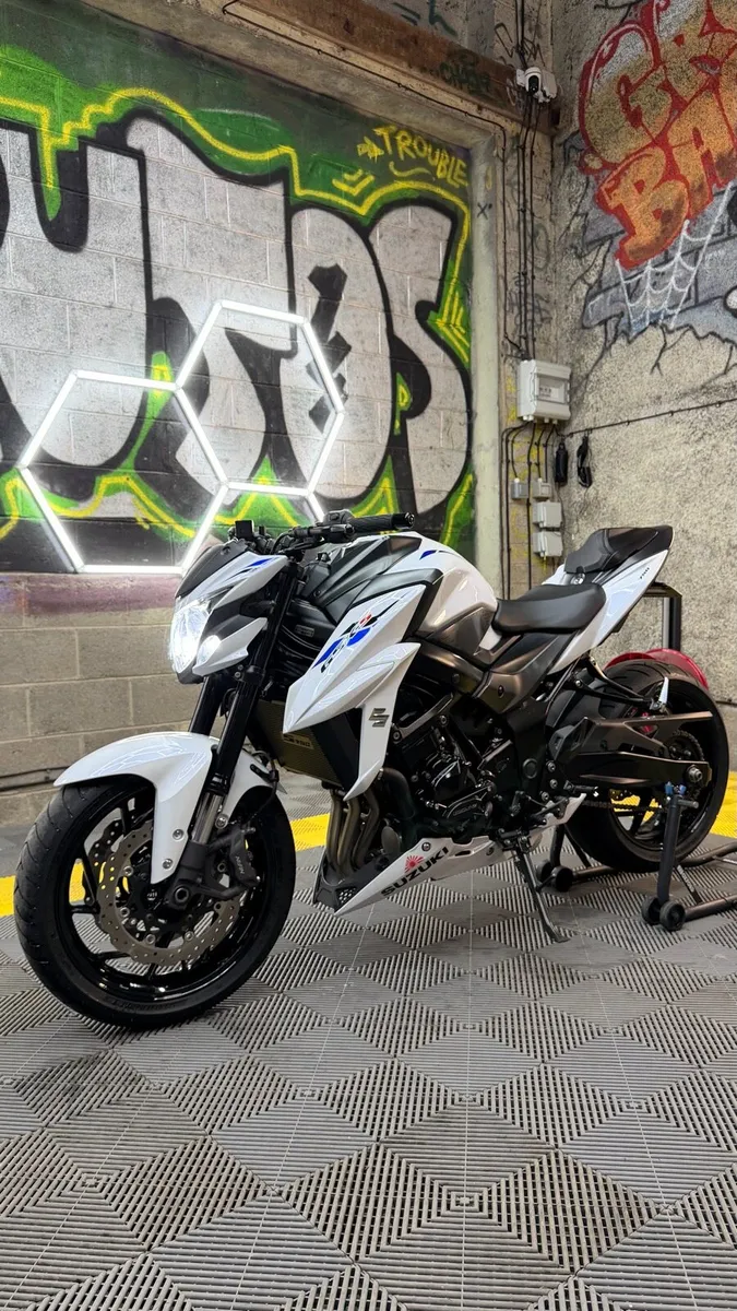 Suzuki GSX-S 750 2020  Low miles - Image 1