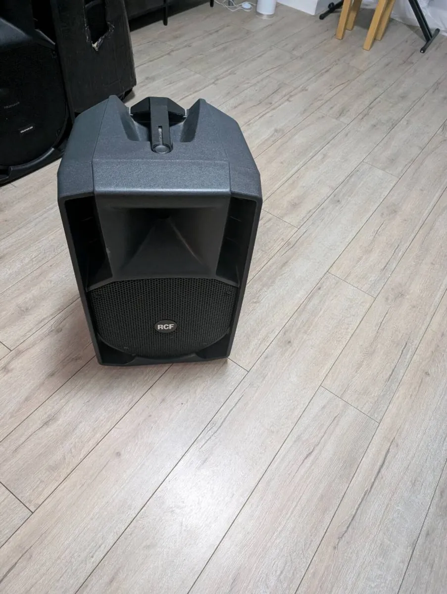 PAIR OF RCF 712 MK2 - Image 1