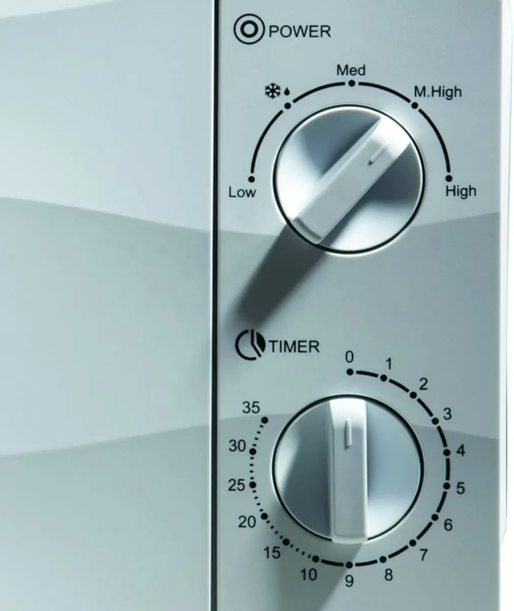20L 700W Microwave Auto Defrost Function 5 Power - Image 4