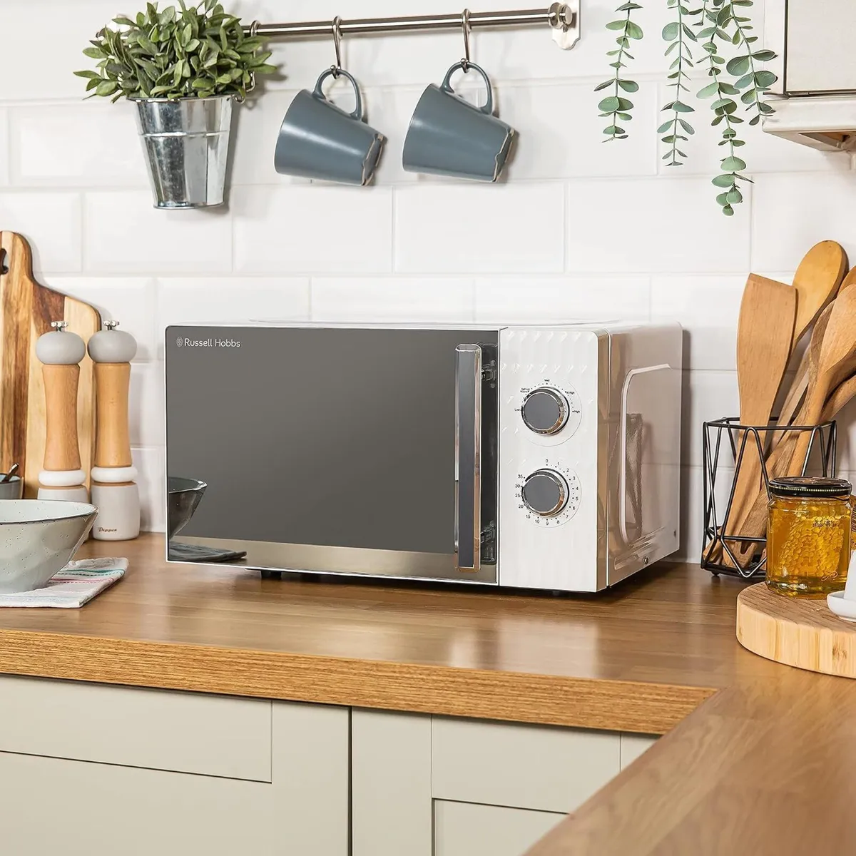17 Litre 700W Solo Manual Microwave with 5 - Image 3