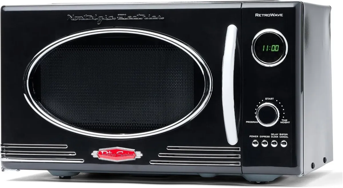 Retro Countertop Microwave Oven Large 800-Watt - Image 1