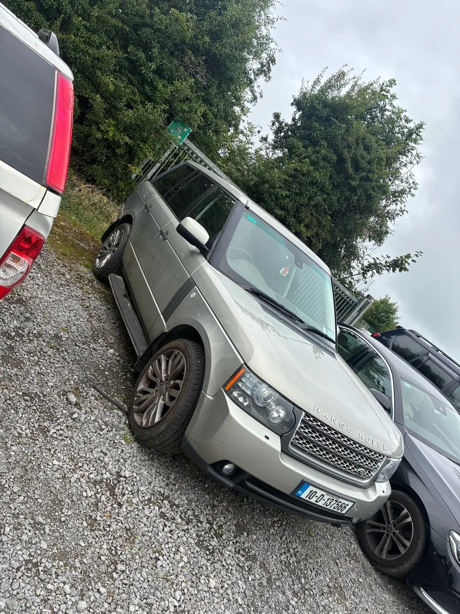 Range Rover - Image 1