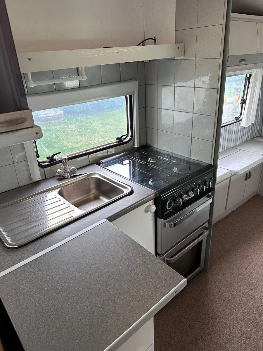 ✨BARGAIN HOBBY 5-6 BERTH✨ - Image 4