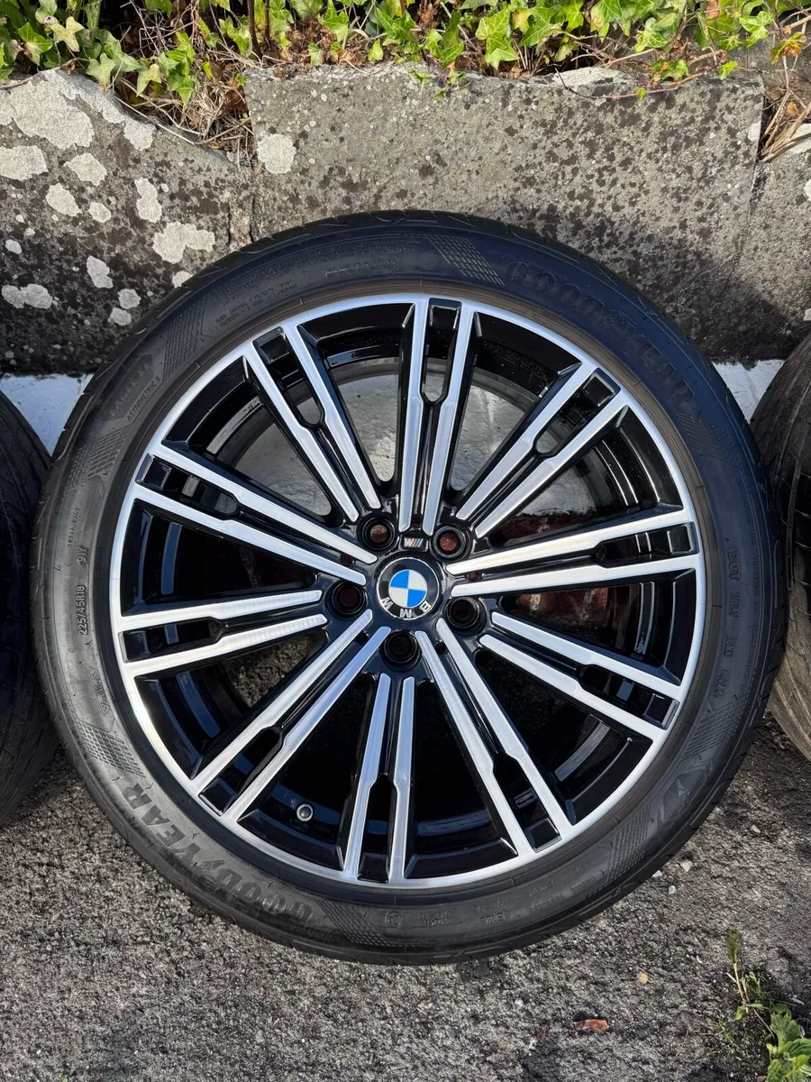 Genuine 3 series  BMW Alloys - Image 4
