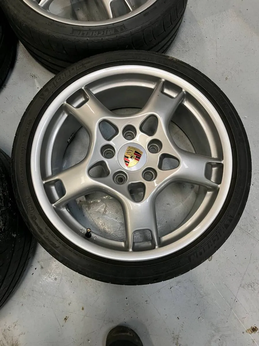 Refurbished Lobster claw alloy wheels & tyres - Image 3