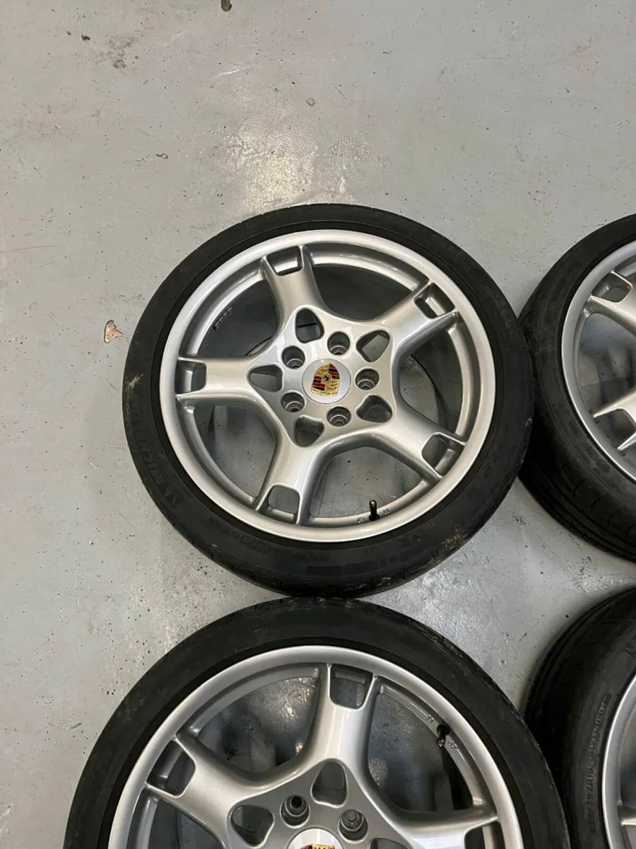 Refurbished Lobster claw alloy wheels & tyres - Image 4