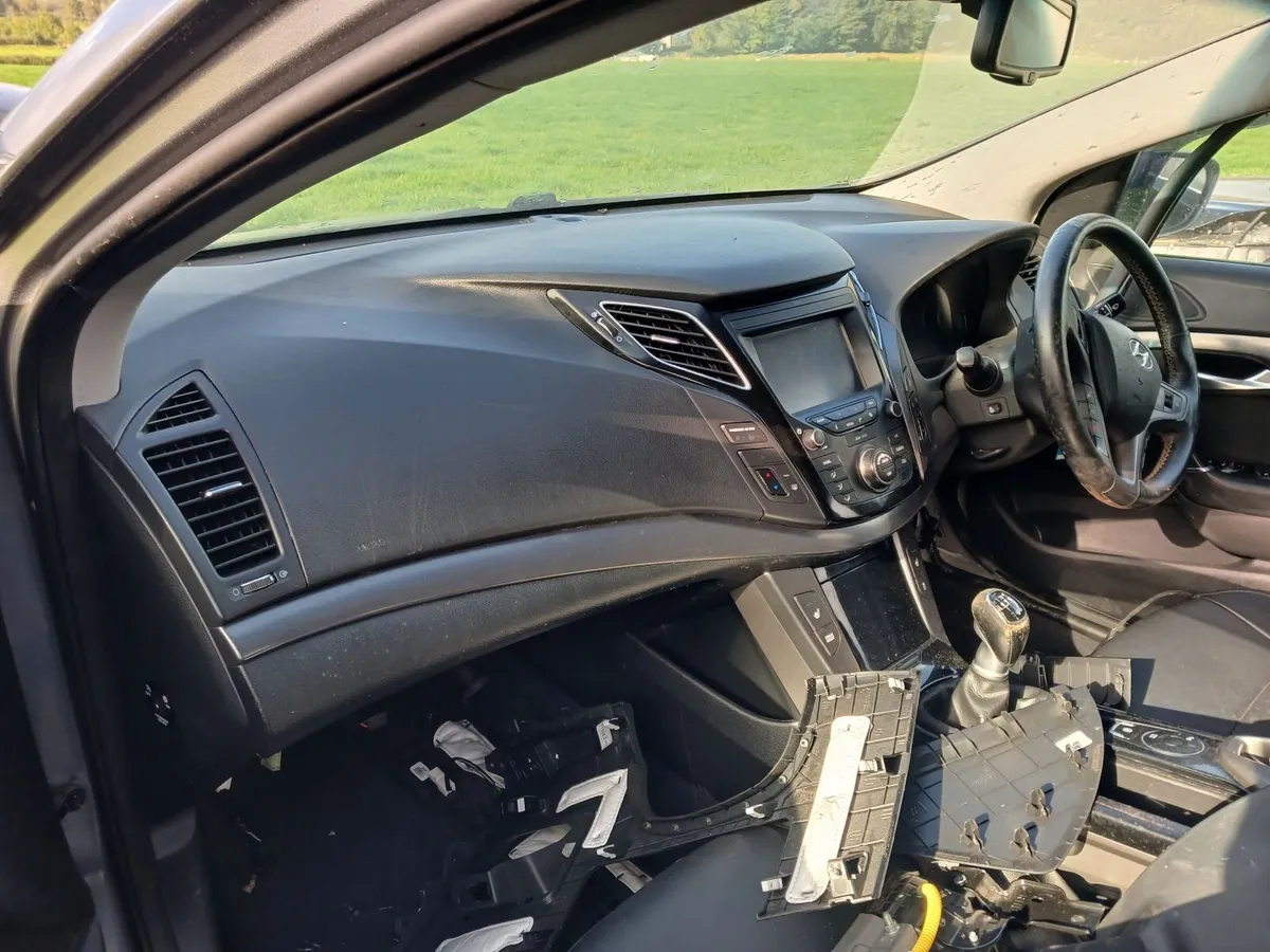 2017 Hyundai i40 - Image 2