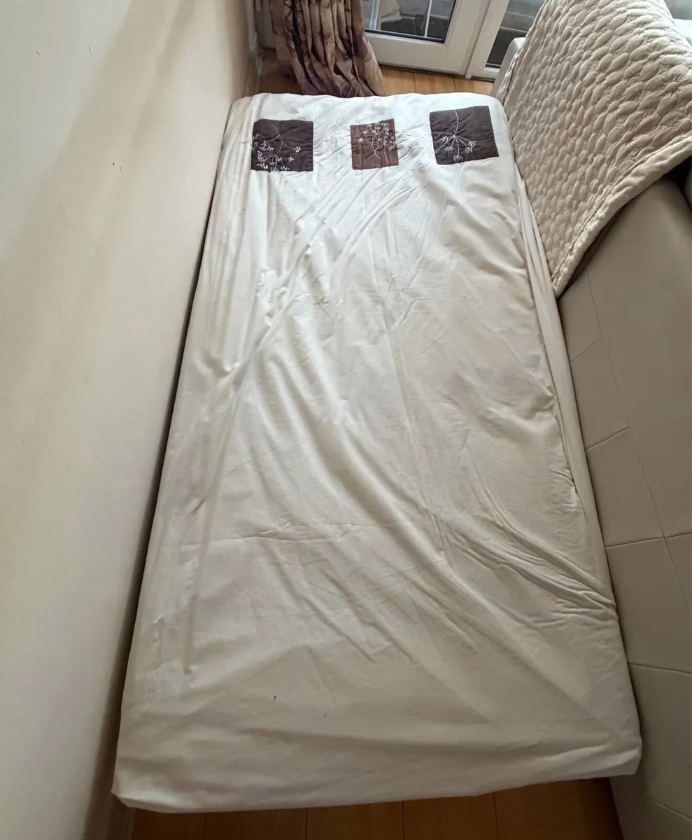Single mattress - Image 4