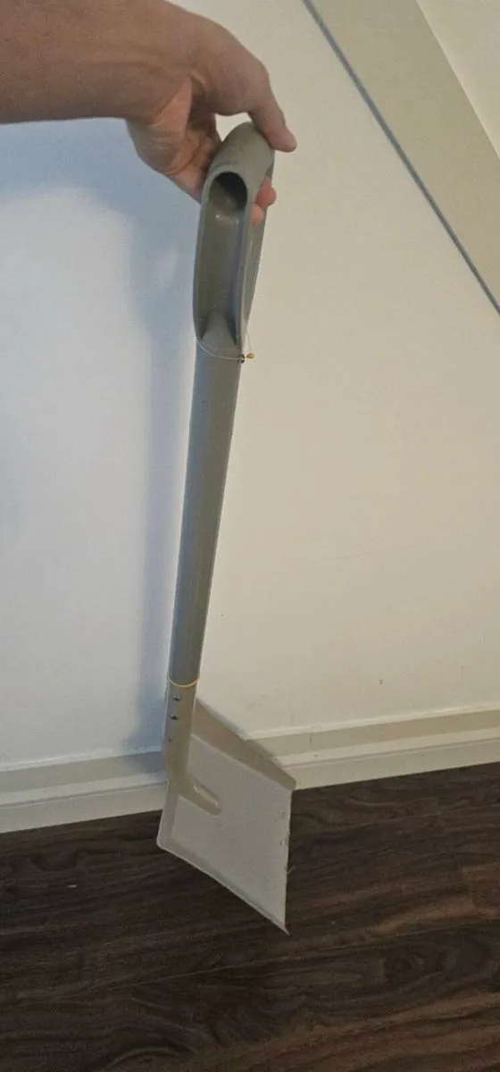 Shovel - Image 2