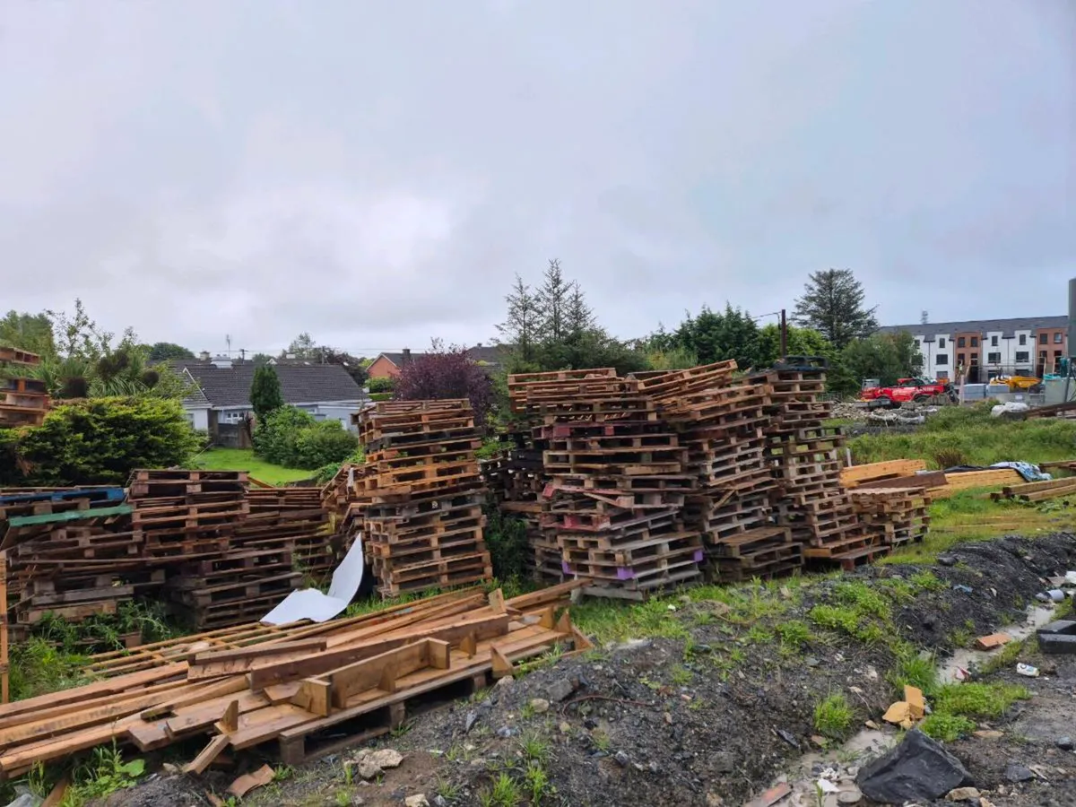 Pallets free to take away