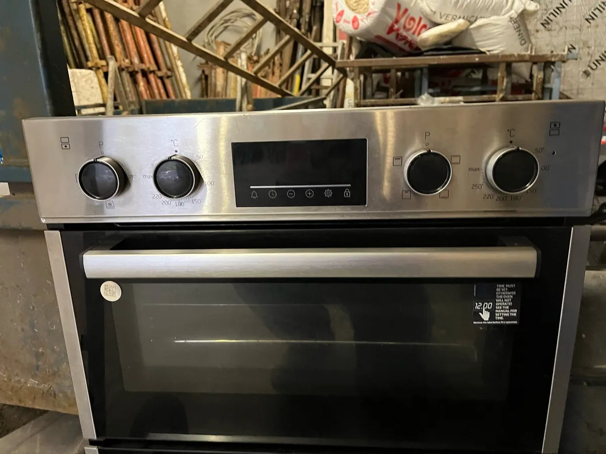 Slot in oven - Image 2