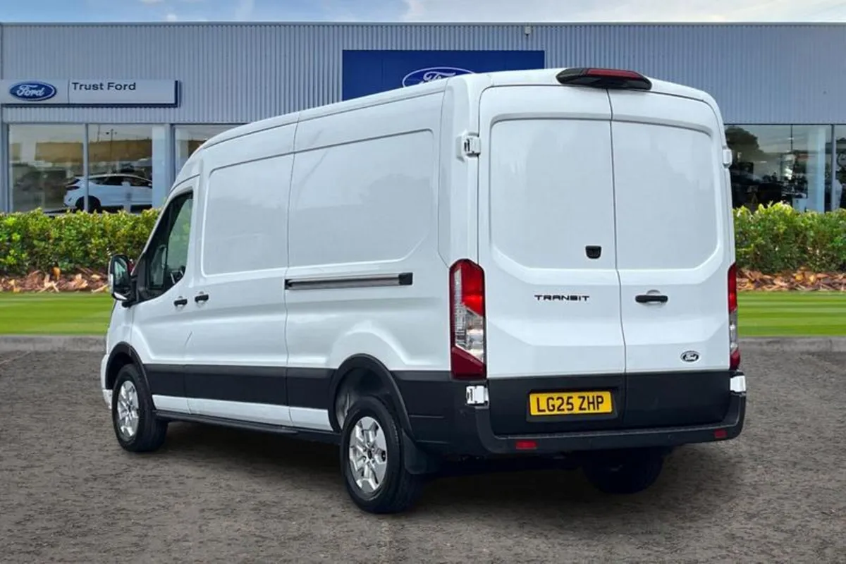 Ford Transit 350 Limited L3 H2 LWB Medium Roof FWD - Image 2