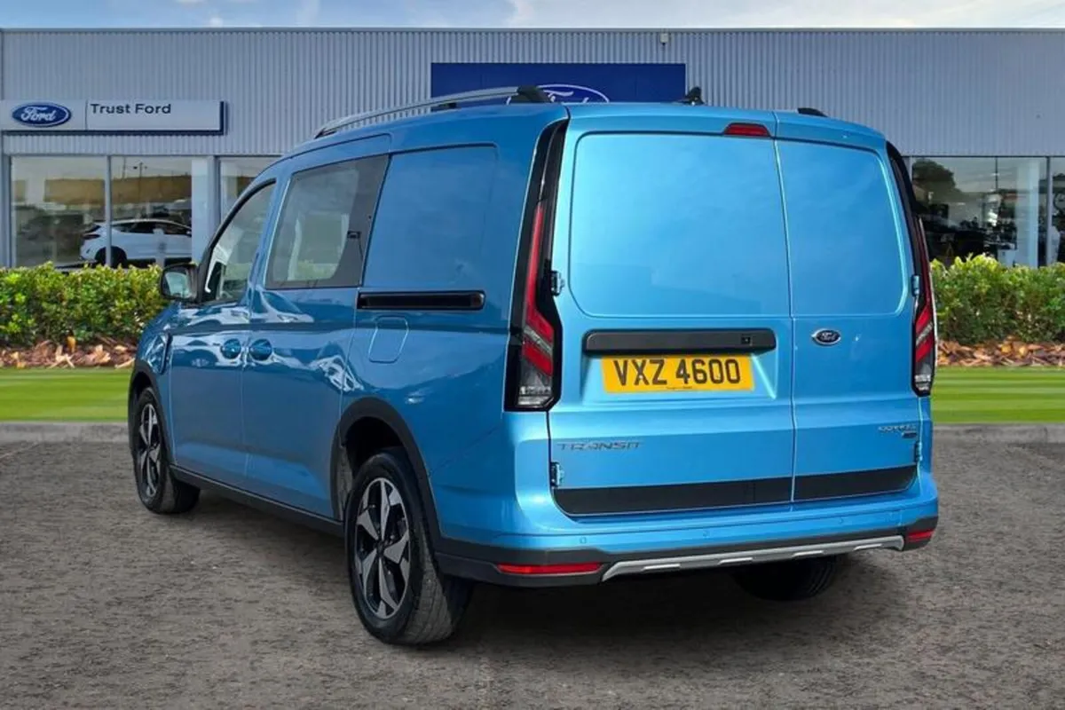 Ford Transit Connect 250 Active AUTO L2 LWB FlexCa - Image 2