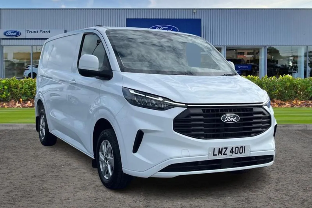 Ford Transit Custom 320 Limited L1 SWB FWD 2.0 Eco - Image 1