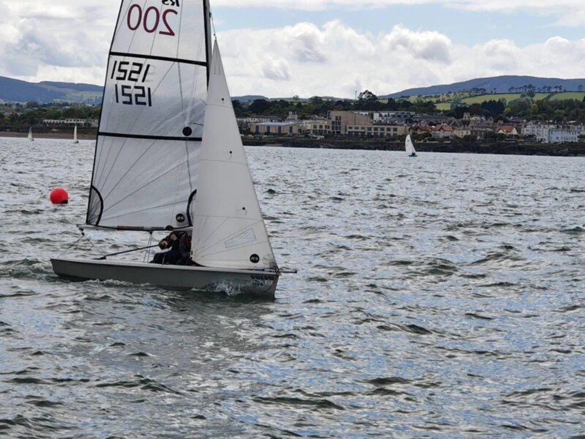 RS200 - Image 2