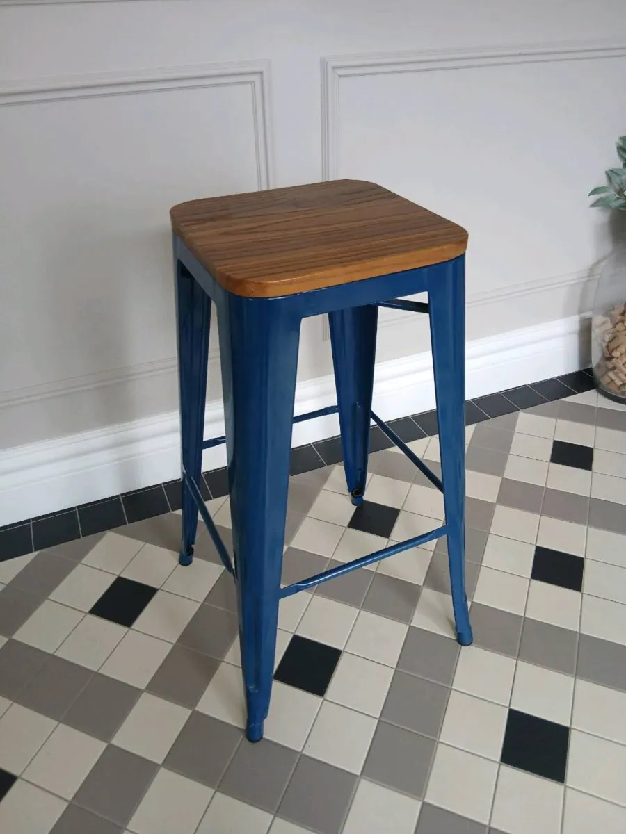 Kitchen Island Bar Stools - Image 1