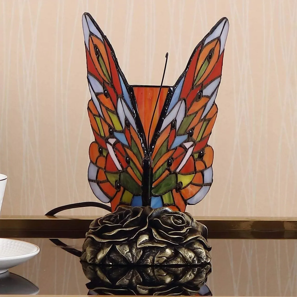 L31406 Butterfly Tiffany Style Stained Glass - Image 3