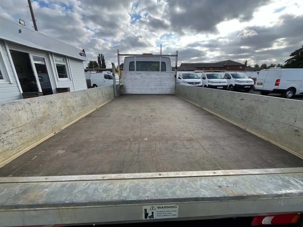 2023 Iveco Daily Dropside Van - Image 2
