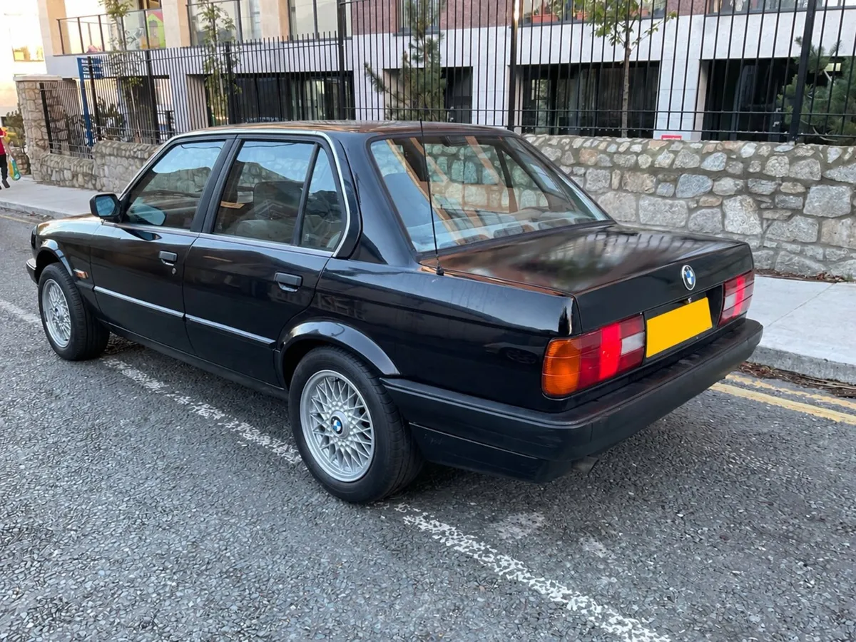 BMW 318i E30 - Image 2