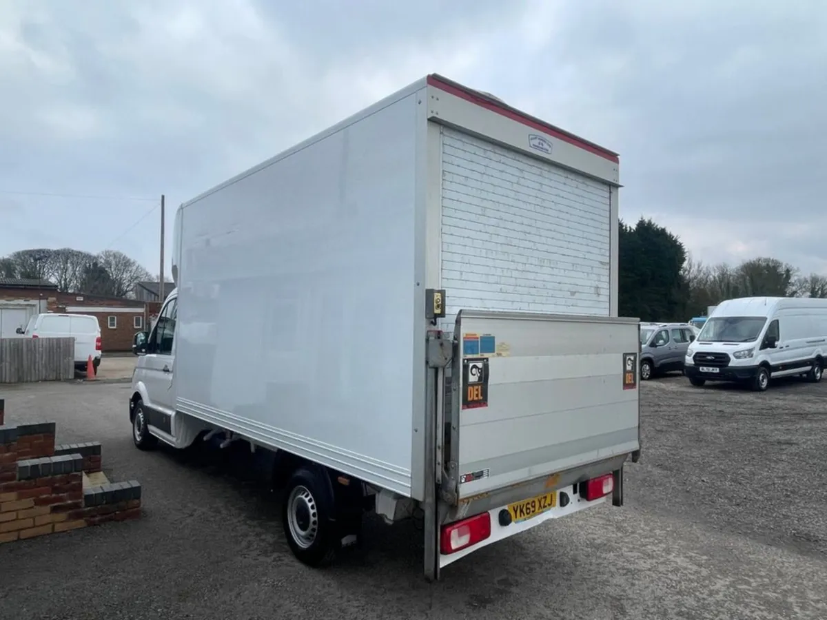 2019 Volkswagen Crafter Luton Box Van - Image 4