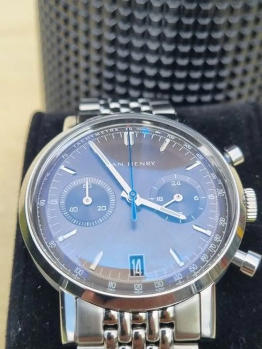 Dan Henry 1964 Gran Turismo Chronograph Watch - Image 4