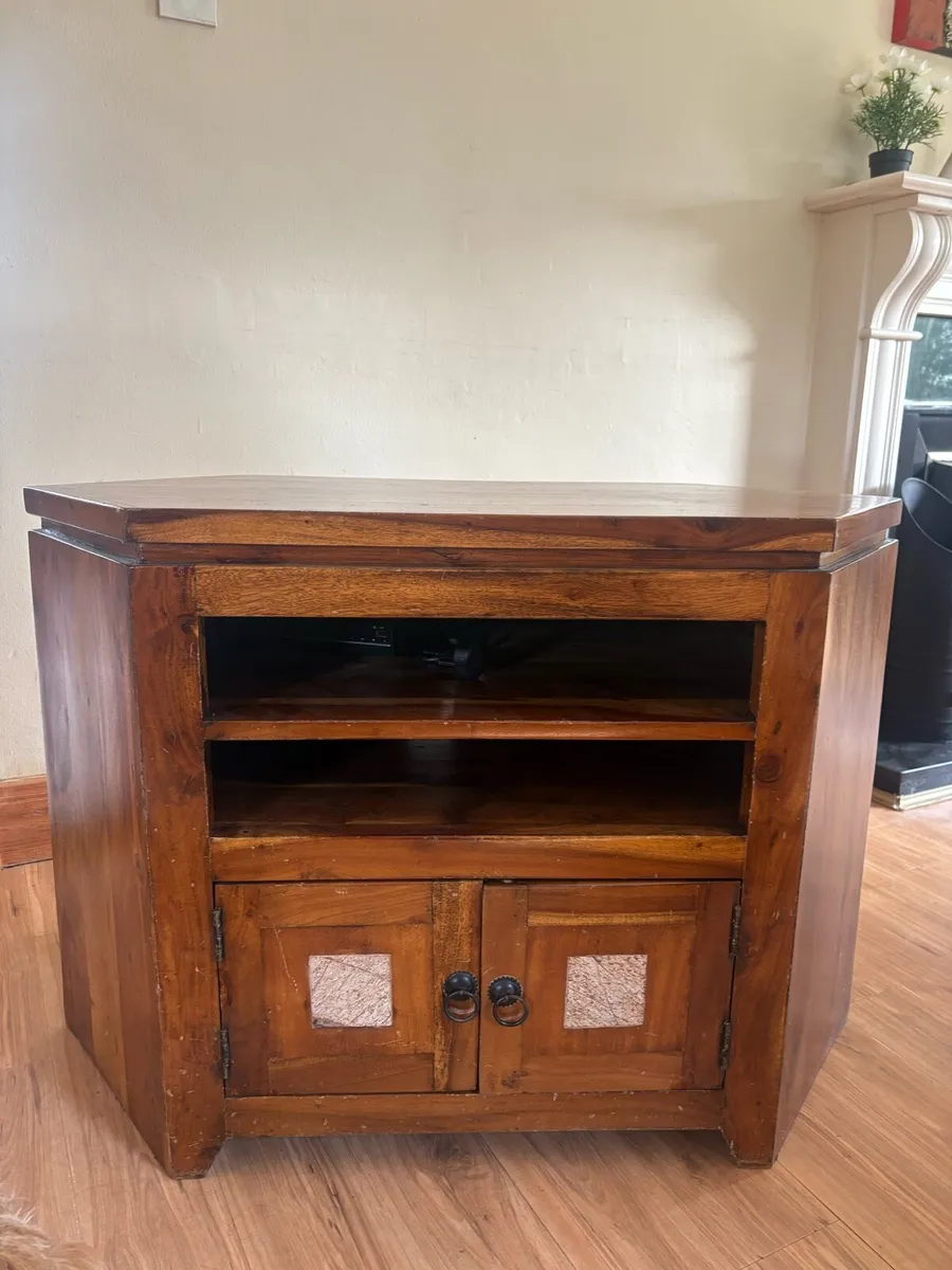 TV unit - Image 1