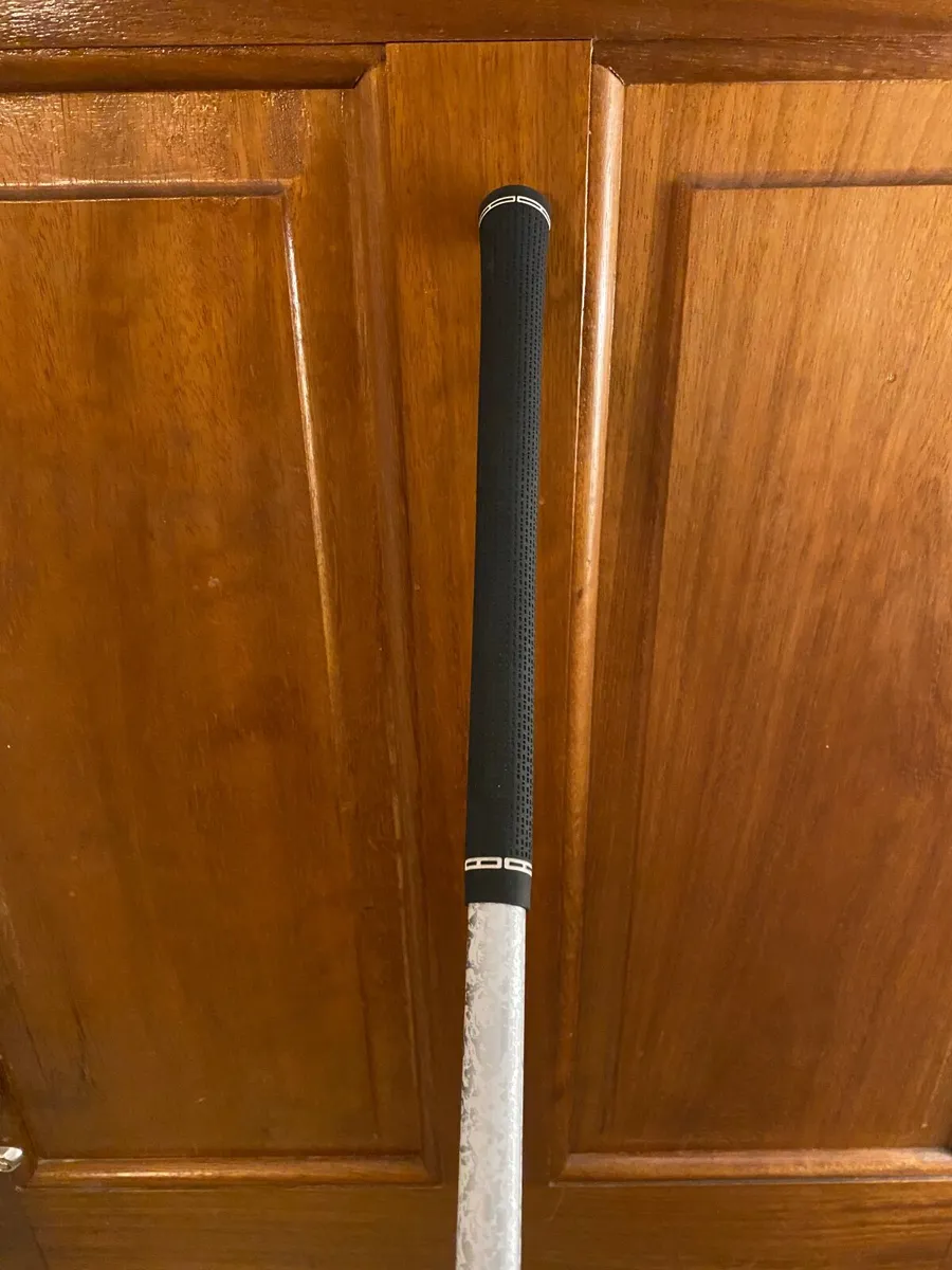 Titleist GT2 Driver As NEW 10 Degrees Stiff Flex - Image 4