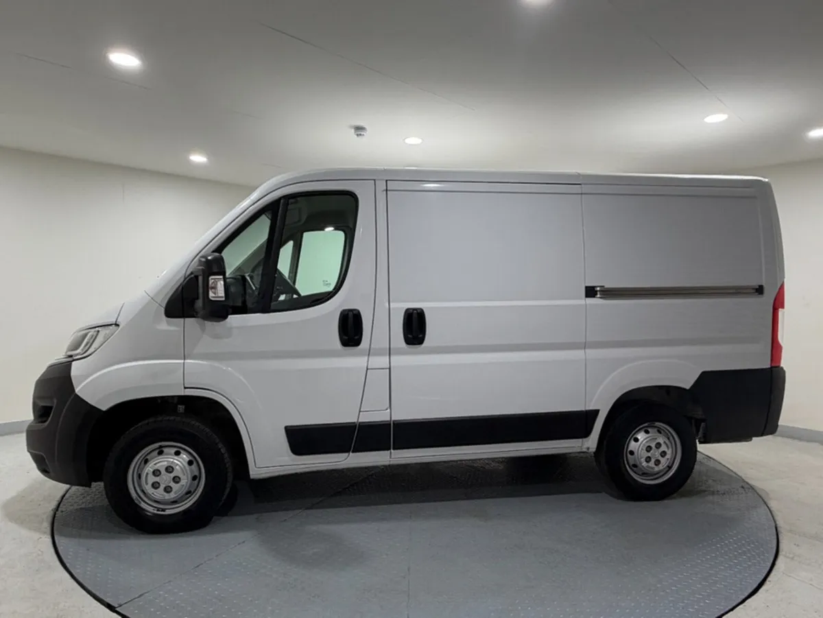 Citroen Relay 30 L1H1 BLUEHDI 120BHP**17950 PLUS V - Image 4