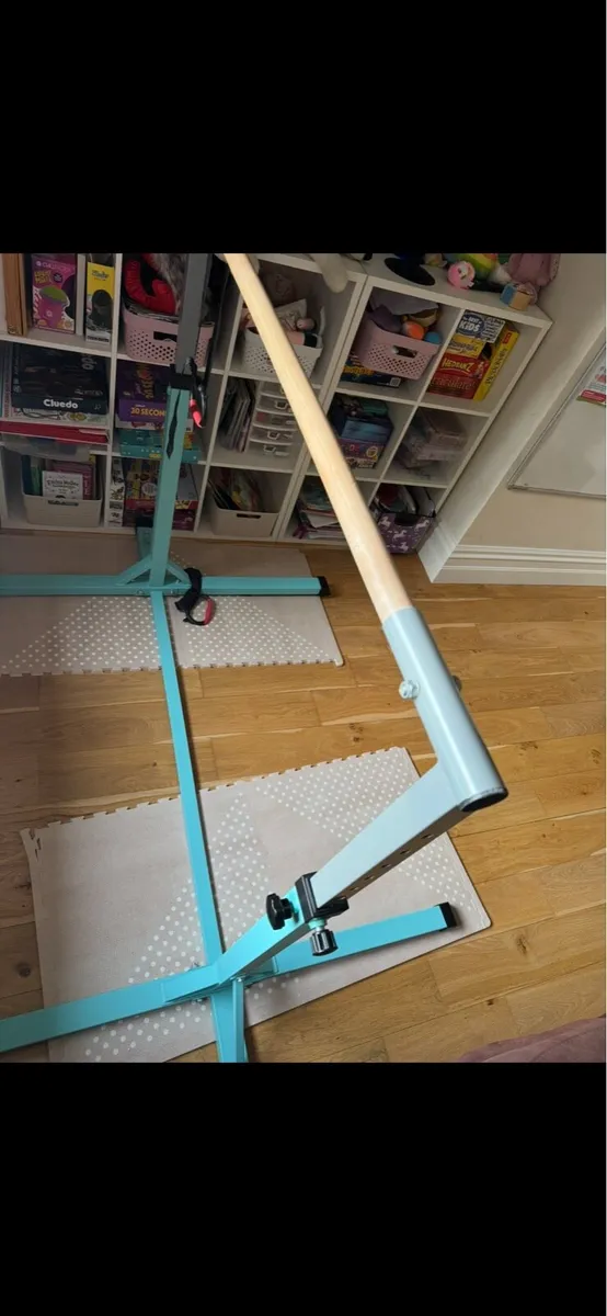 Gymnastics Bar - Image 3