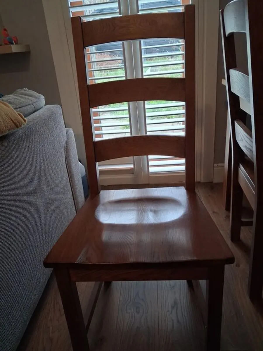 Solid Oak 6ft Dining Table and 6 matching solid oak chairs - Image 4