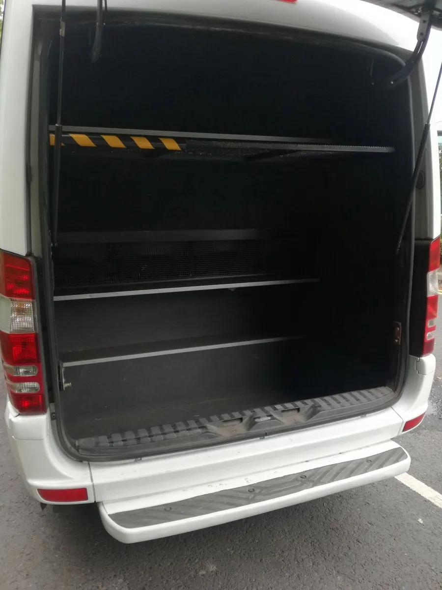Mercedes-Benz Sprinter 2011 - Image 4